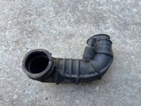 патрубок воздушный