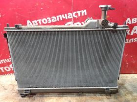 радиатор двигателя