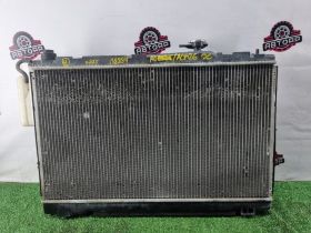 радиатор двигателя